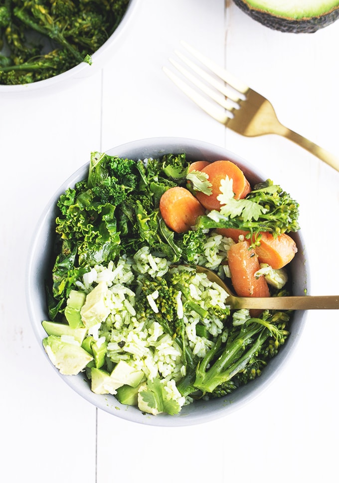 Green Detox Bowl - Thai Basil and Coriander Pesto stirred into rice, topped off with Sauteed Lemon Kale, Broccolini, Carrot and Avocado. #recipe #detox #vegan #healthy #rice #pesto #foodporn