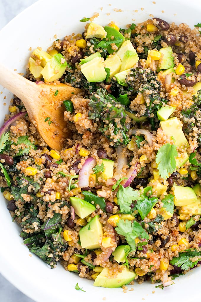 Vegan Mexican Quinoa Salad #vegetarianquinoasalad #healthy #vegan #recipes #mexican #quinoa #