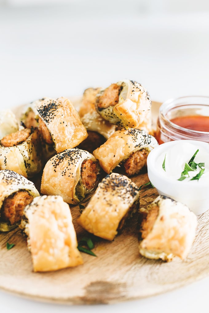 Fancy Vegan Sausage Rolls - Vegan Sausage Rolls with Pesto, Sun Dried Tomato and Vegan Mozzarella. A quick Christmas appetizer for your friends and family. Easily done in under 30 minutes. 