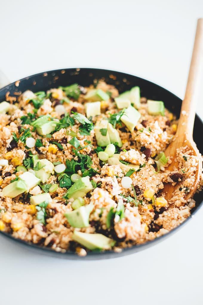 Low Carb Vegan Mexican Cauliflower Rice - a delicious and healthy low carb alternative to Mexican Rice. #cauliflower #vegan #lowcarb #veganrecipes #blackbeans #healthy #vegetarian #detox