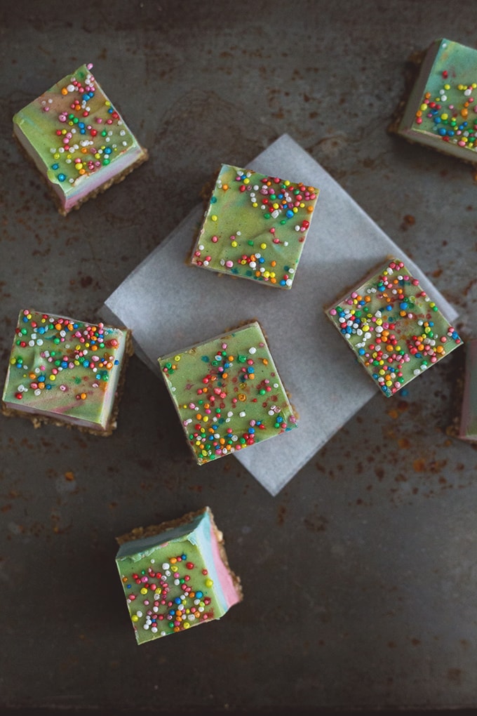 Vegan Paddle Pop Squares - A Delicious Frozen Rainbow Treat, Flavored with Butterscotch and Vanilla Bean. Raw/ Vegan / Gluten Free. #raw #vegan #cashew #cheesecake #paddlepop #icecream #healthy #rainbow