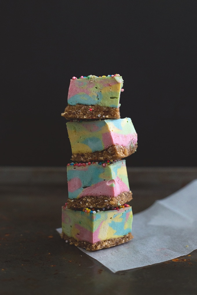 Vegan Paddle Pop Squares - A Delicious Frozen Rainbow Treat, Flavored with Butterscotch and Vanilla Bean. Raw/ Vegan / Gluten Free. #raw #vegan #cashew #cheesecake #paddlepop #icecream #healthy #rainbow