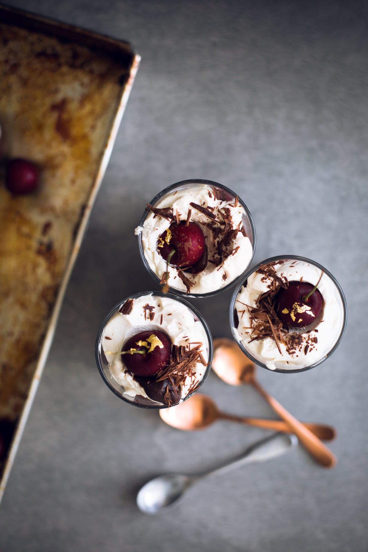 A delicious Vegan Black Forest Cake Trifle. Chocolate Sponge, Kirsch Soaking Syrup, Cherry Filling and Whipped Cream. 100% Omni Approved! #blackforest #cake #cherries #chocolate #cream #dessert #vegandesserts #simple #chocolatedesserts