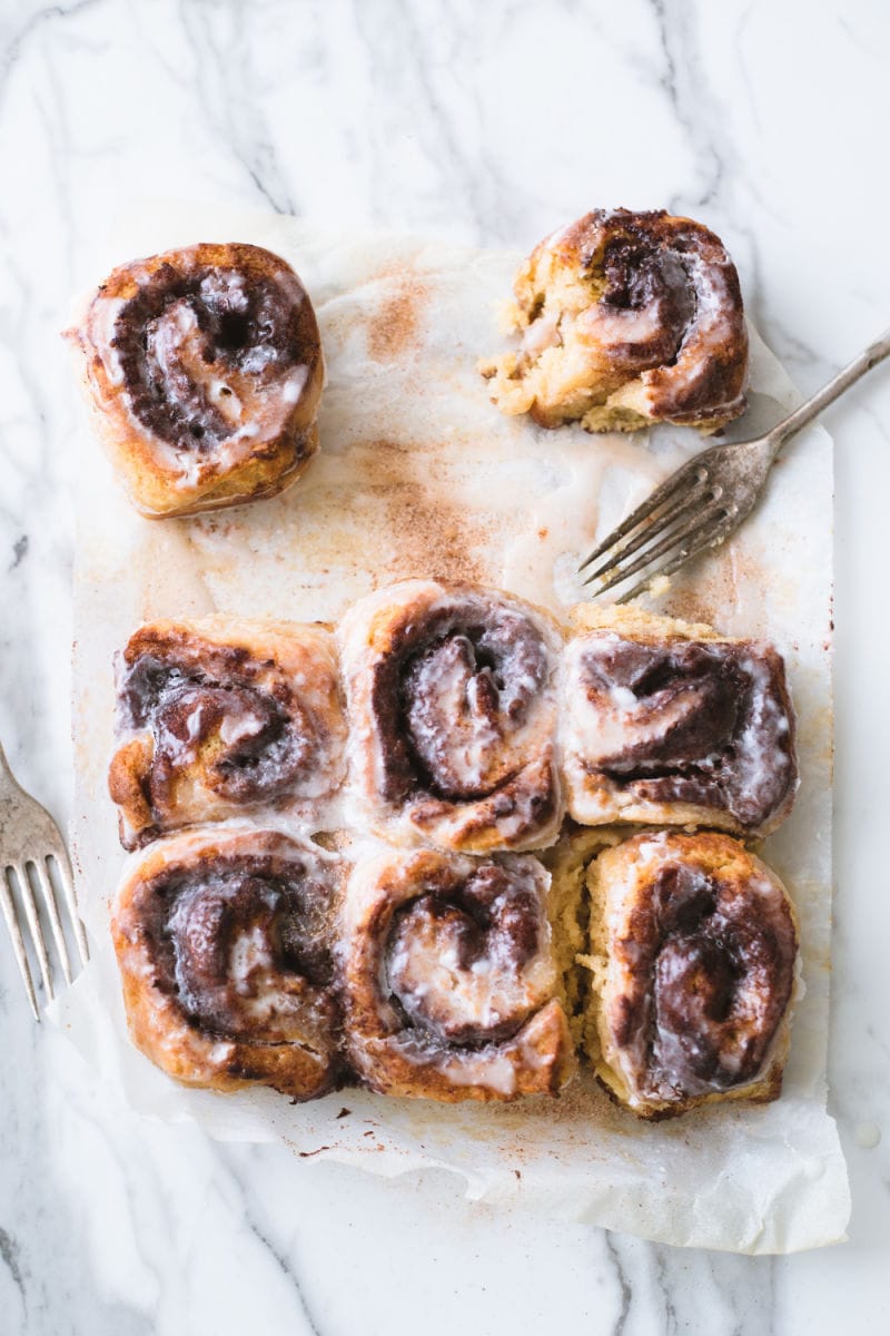 vegan cinnamon rolls