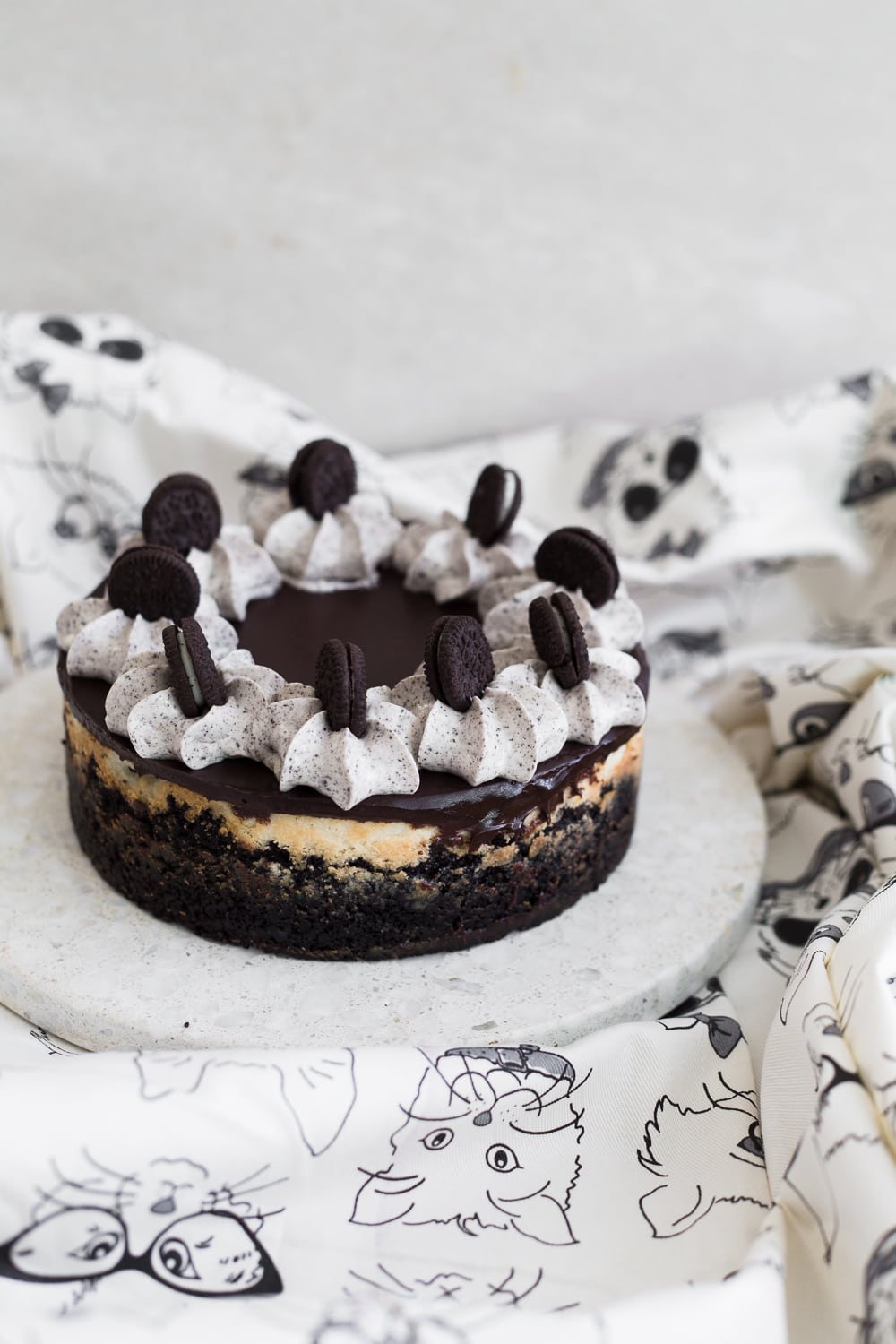 The Ultimate Baked Vegan Cheesecake recipe, so good you'll even fool the omnivores! Easy to make, low in cost and 100% Nut Free/Dairy Free. #dairyfree #bakedcheesecake #vegancheesecake #cheesecake #nutfree #oreocheesecake #veganrecipes #veganbakedcheesecake #simple