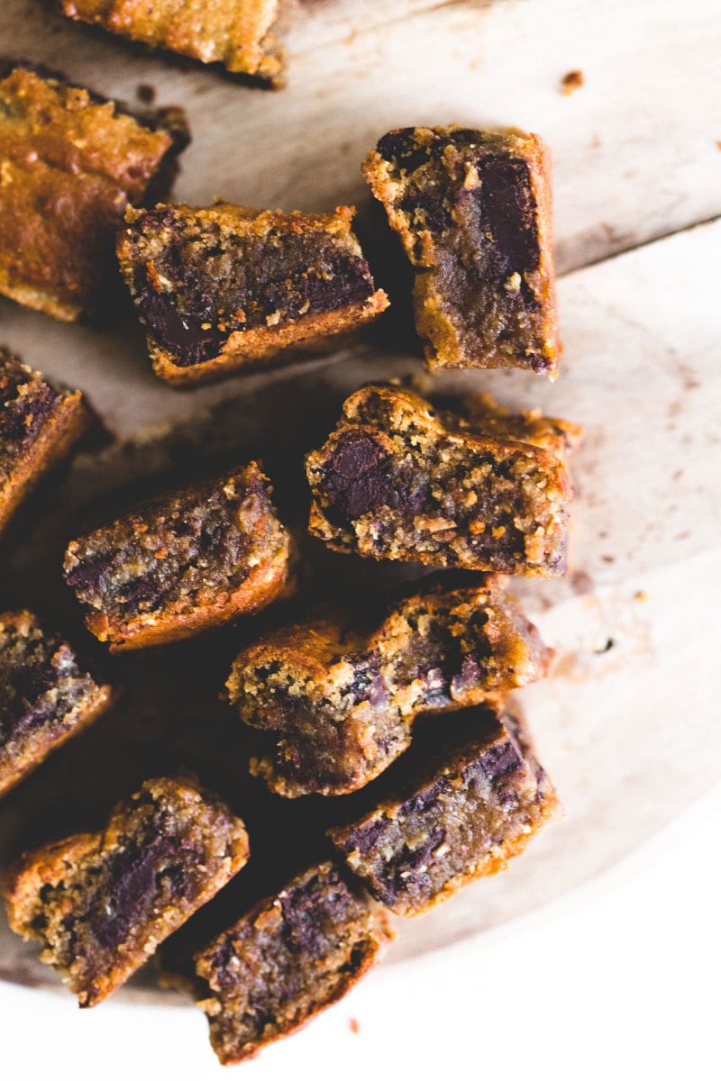 vegan chickpea blondies