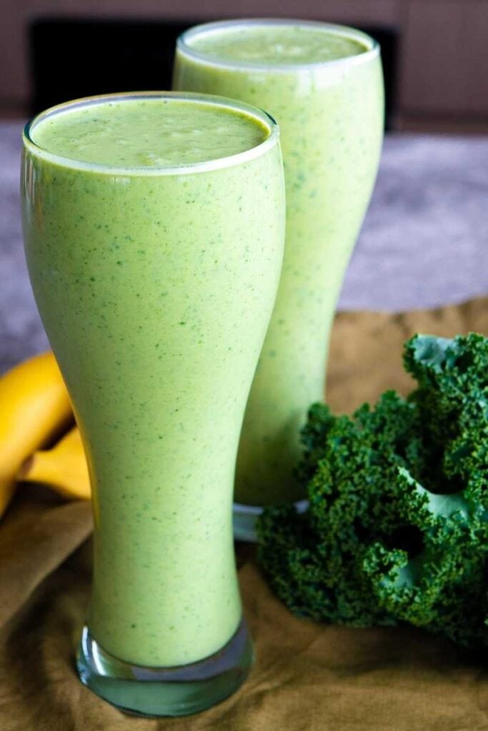 healthy kale smoothie