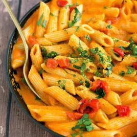 roasted red pepper pasta recipe.