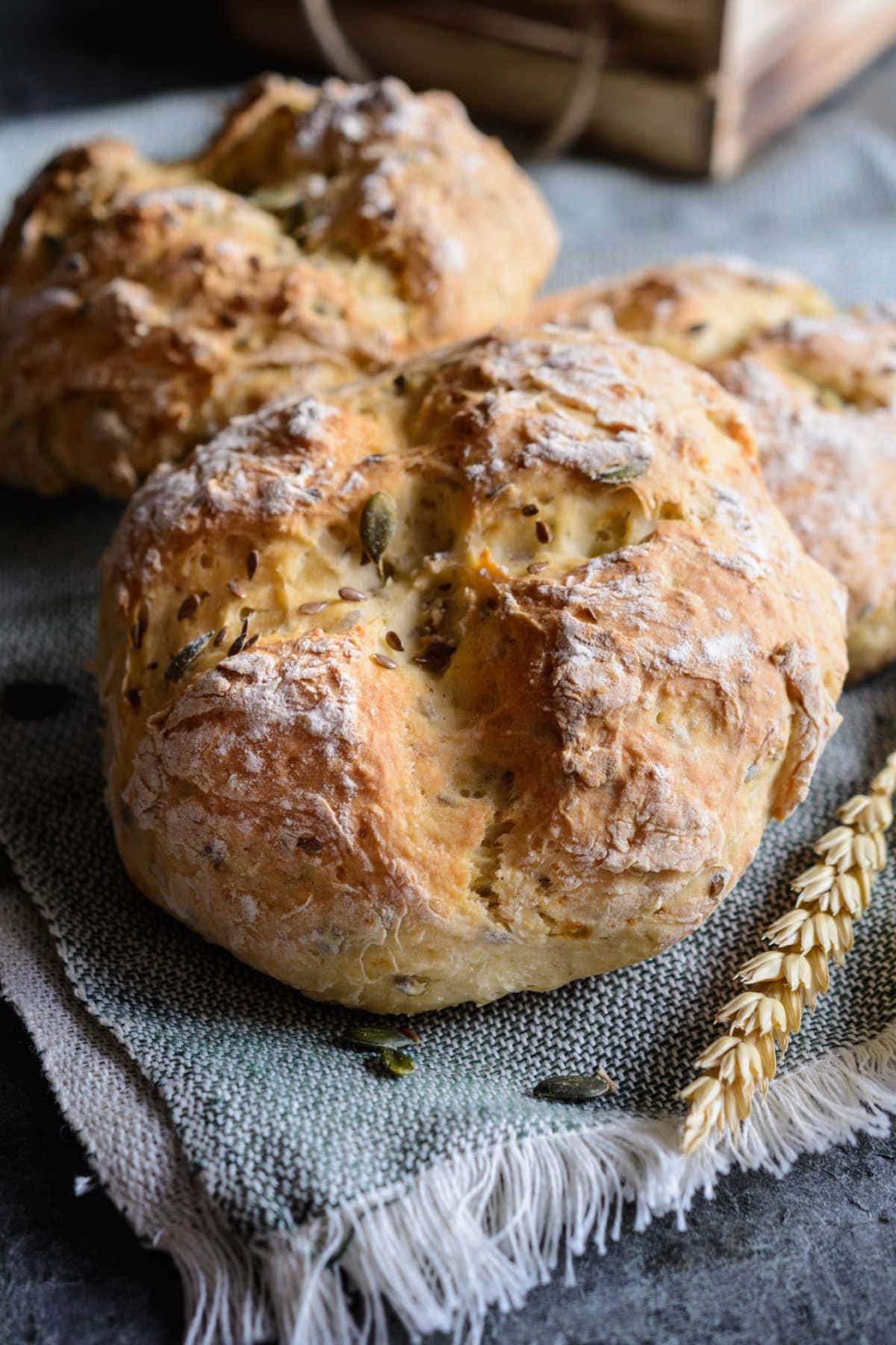 irish soda bread recipes.