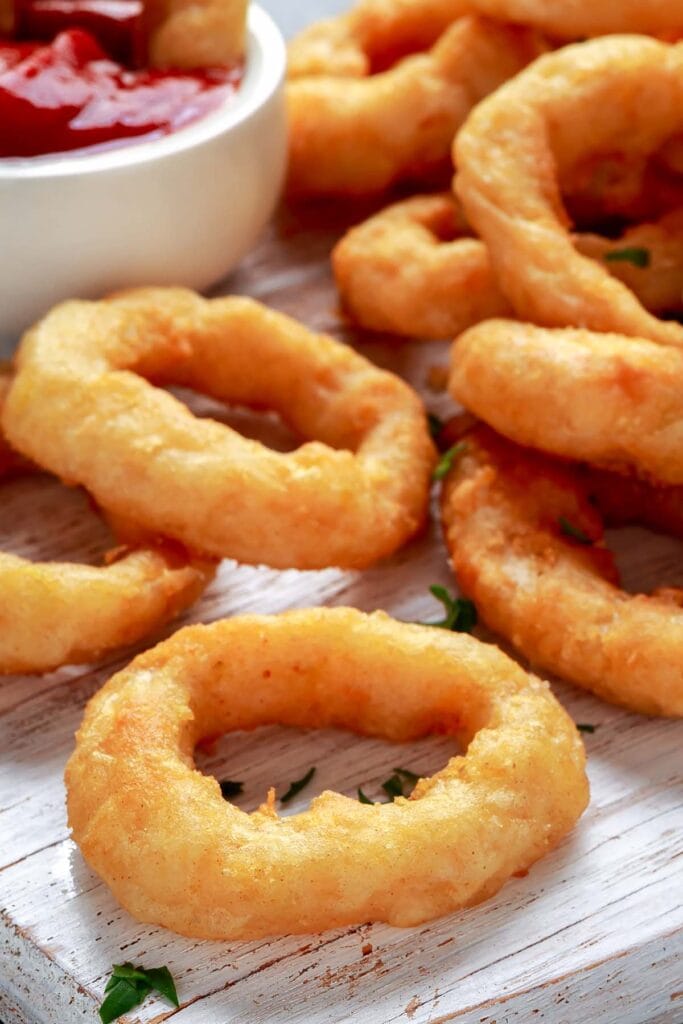 cripsy fried onion rings.